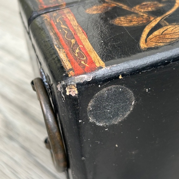 Vintage Chinese. Box for Jewelry and Valuables - Picture 6 of 15